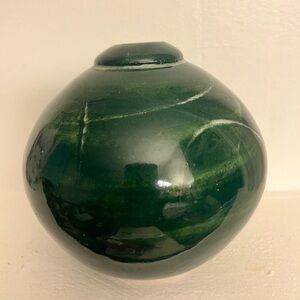 VTG Studio Pottery Orb Vase Emerald Green Glaze Handmade Signed 4.5" Tall